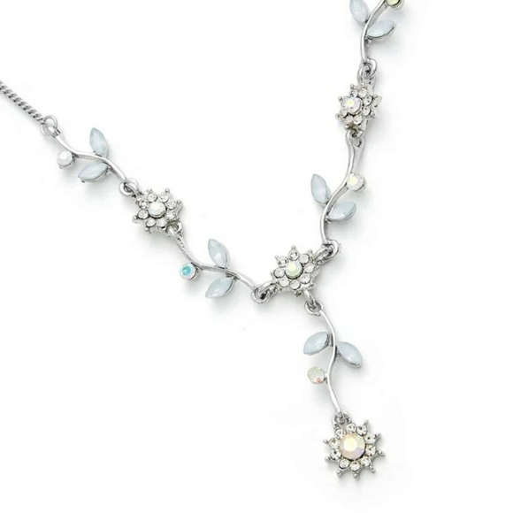 Rhinestone Flower Pendant Necklace - Picture 3 of 5